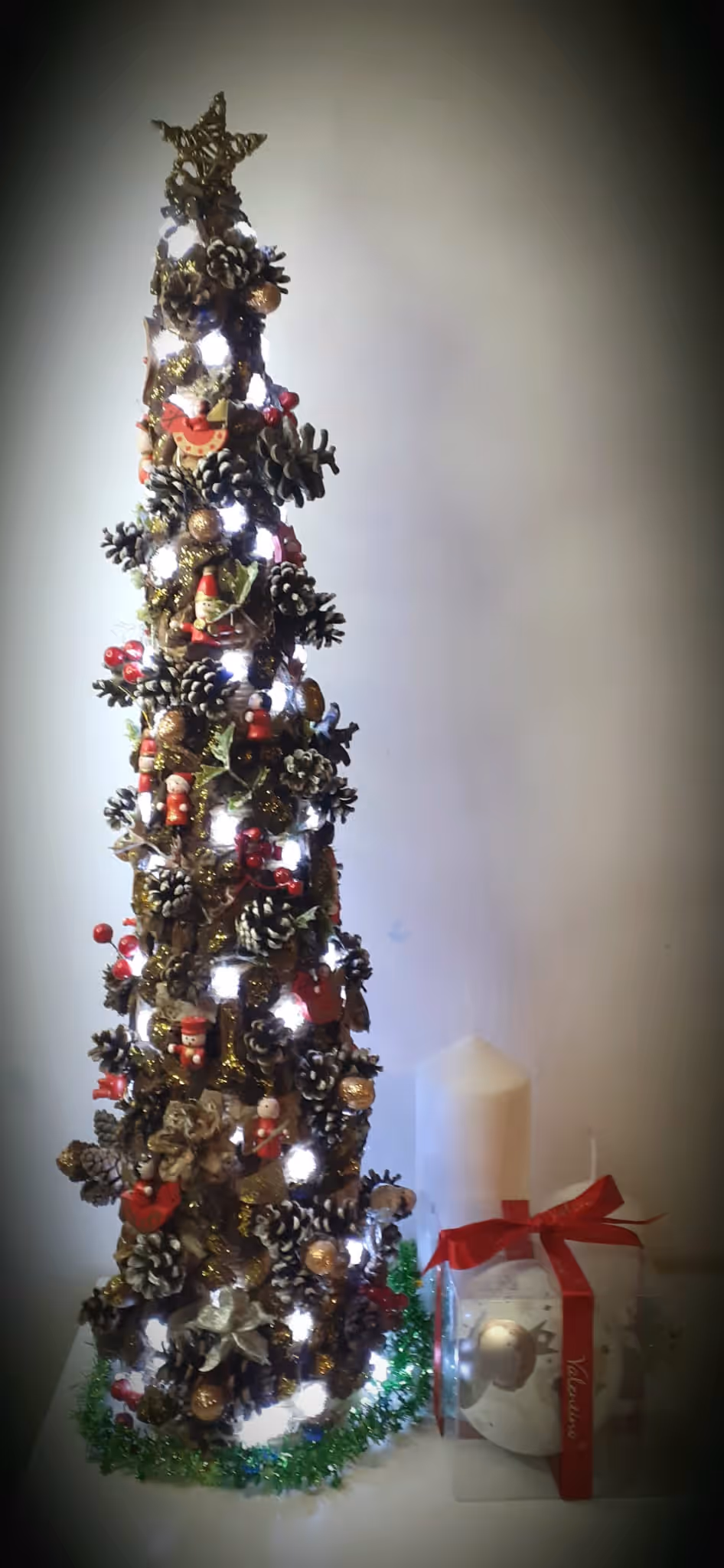PACHET CADOU CHRISTMAS TREE SI GLOB DE CRACIUN