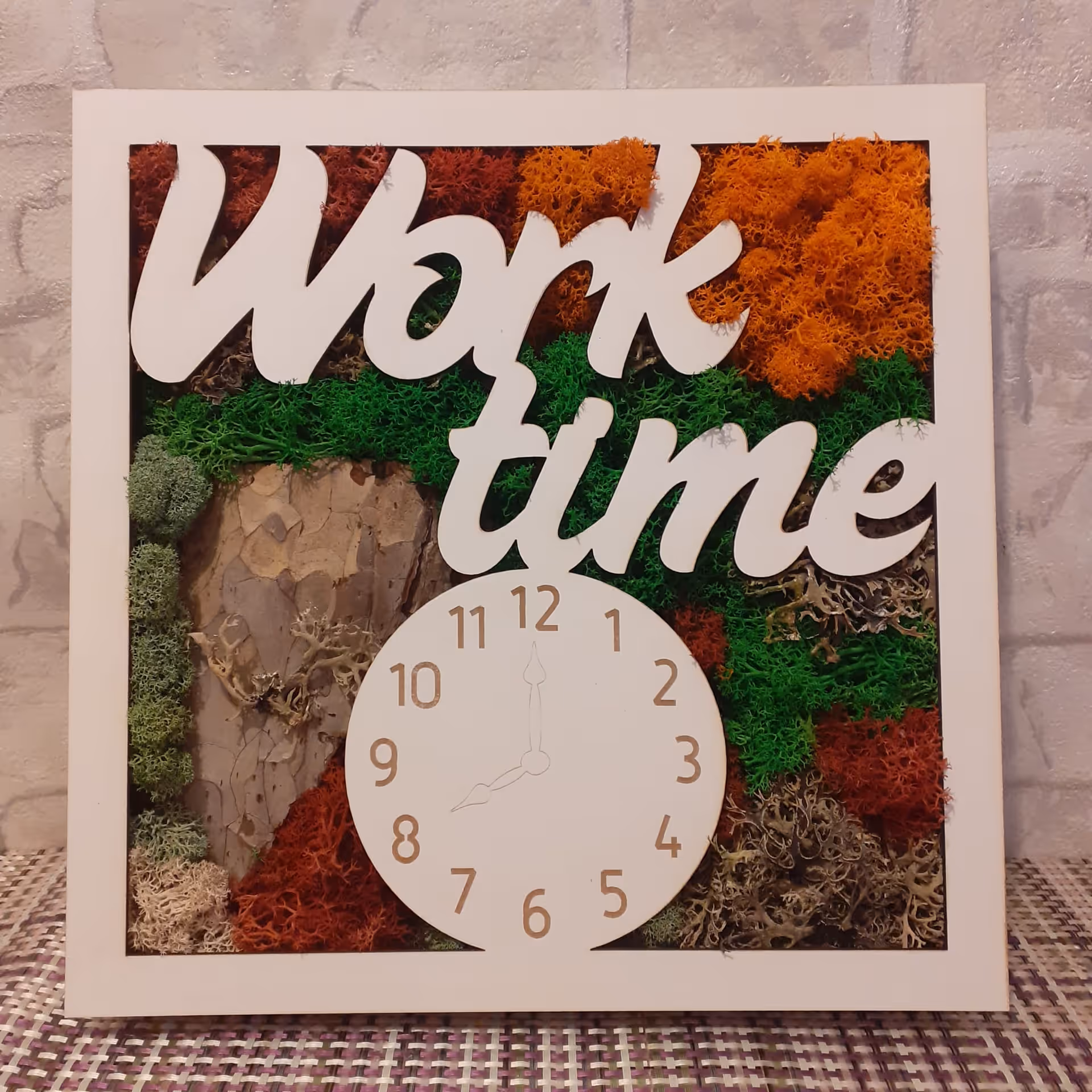 TABLOU LICHENI -WORK TIME